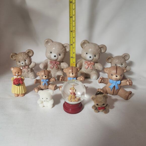11 Bears Resin Ceramic Otagiri Snow Globe Fuzzt Pin B23 - Picture 1 of 10